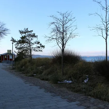 Str81b Steinmetz - Landseite